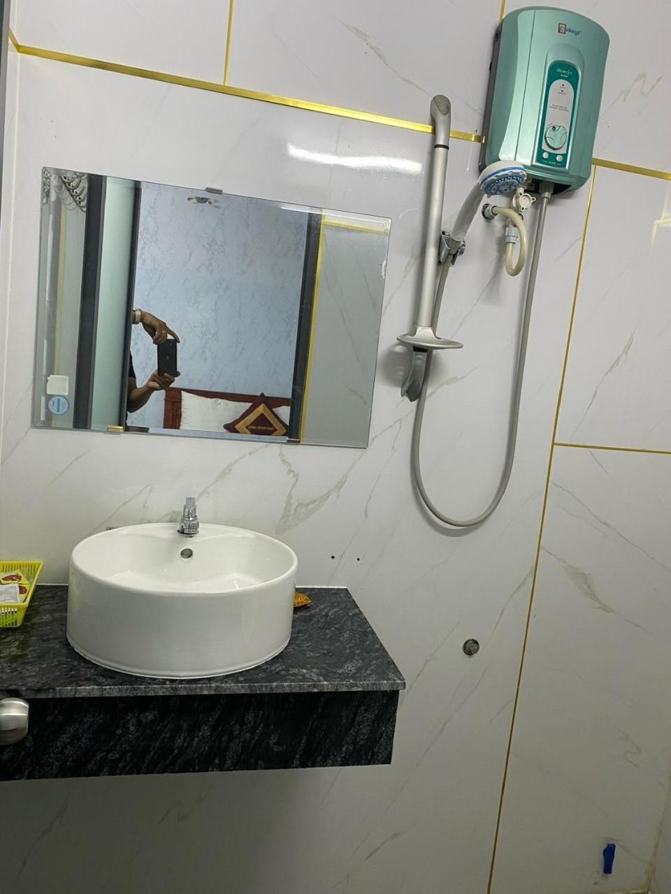 Duy Khang 2 Hotel โฮจิมินห์ซิตี้ ภายนอก รูปภาพ
